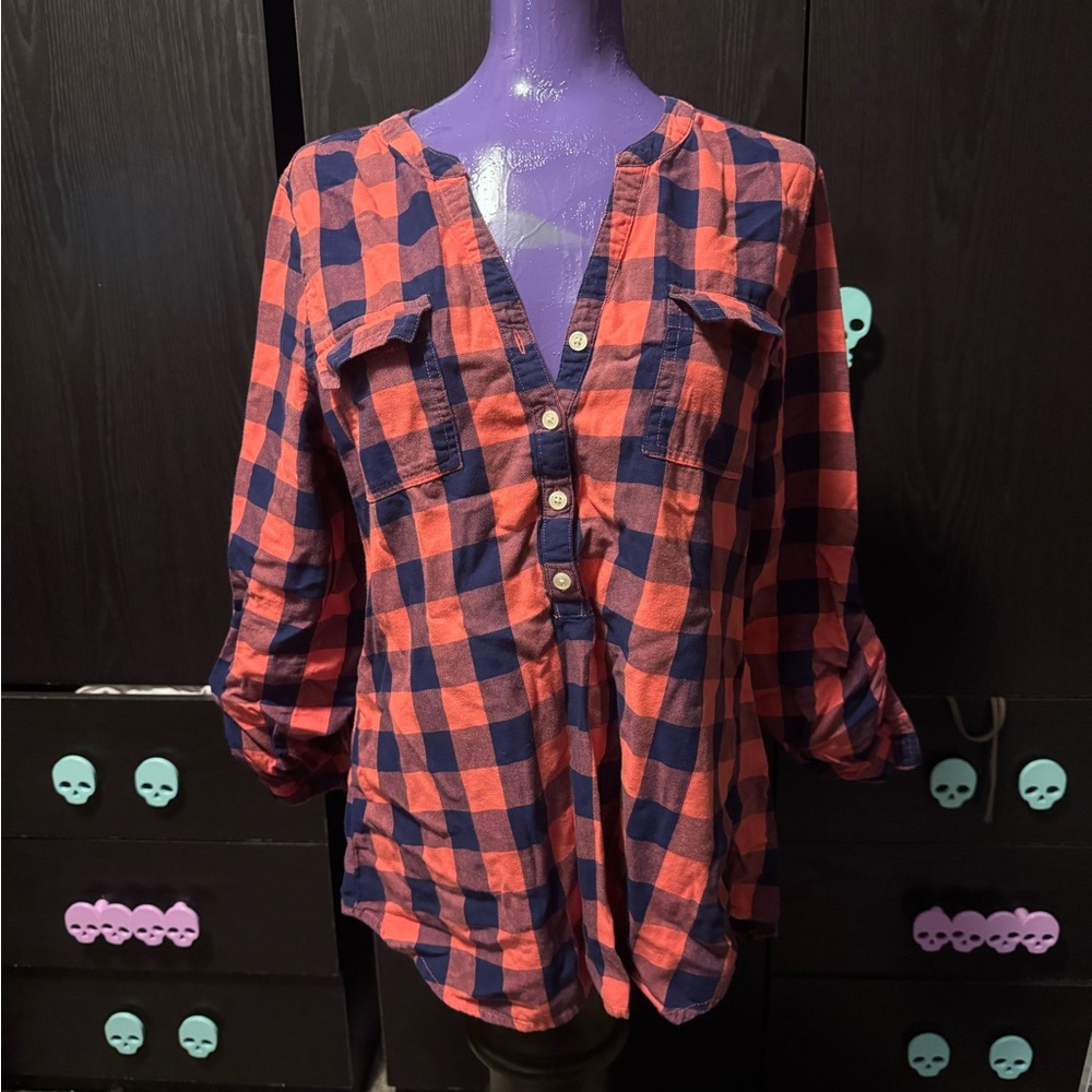 Old Navy Coral and Navy Checkered Button-Down Shirt